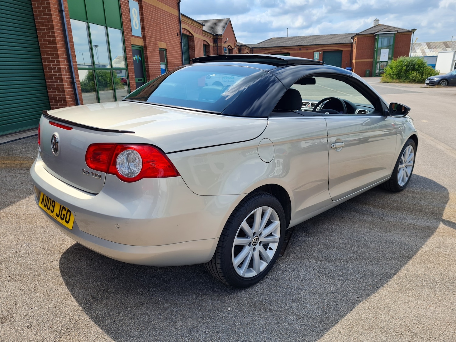 Used Volkswagen EOS 2009 for sale - 76707583: Photo 39