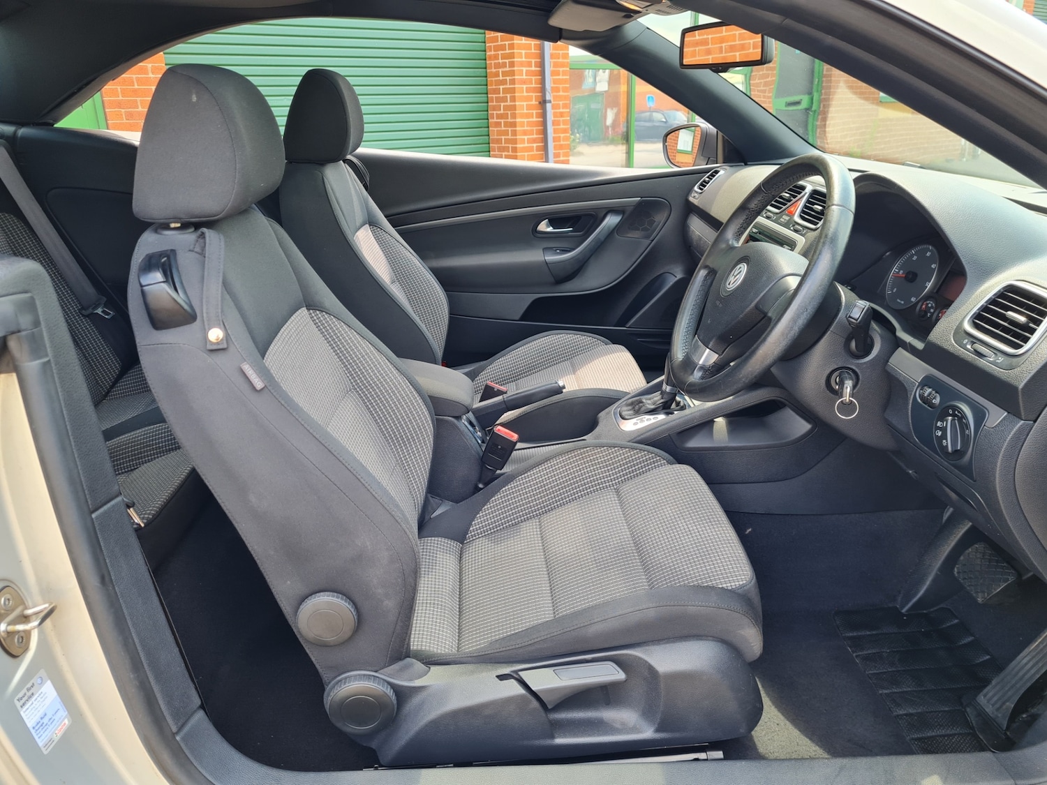 Used Volkswagen EOS 2009 for sale - 76707583: Photo 56