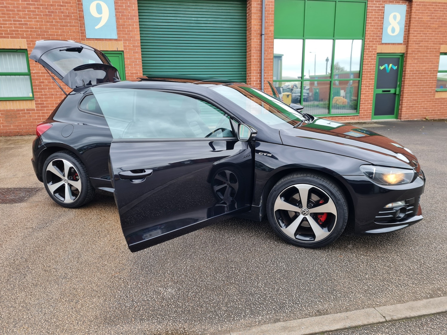 Used Volkswagen Scirocco 2013 for sale - 75996475: Photo 31