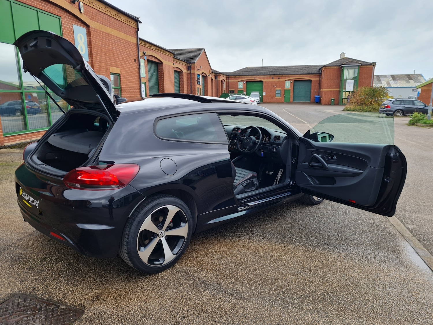 Used Volkswagen Scirocco 2013 for sale - 75996475: Photo 33