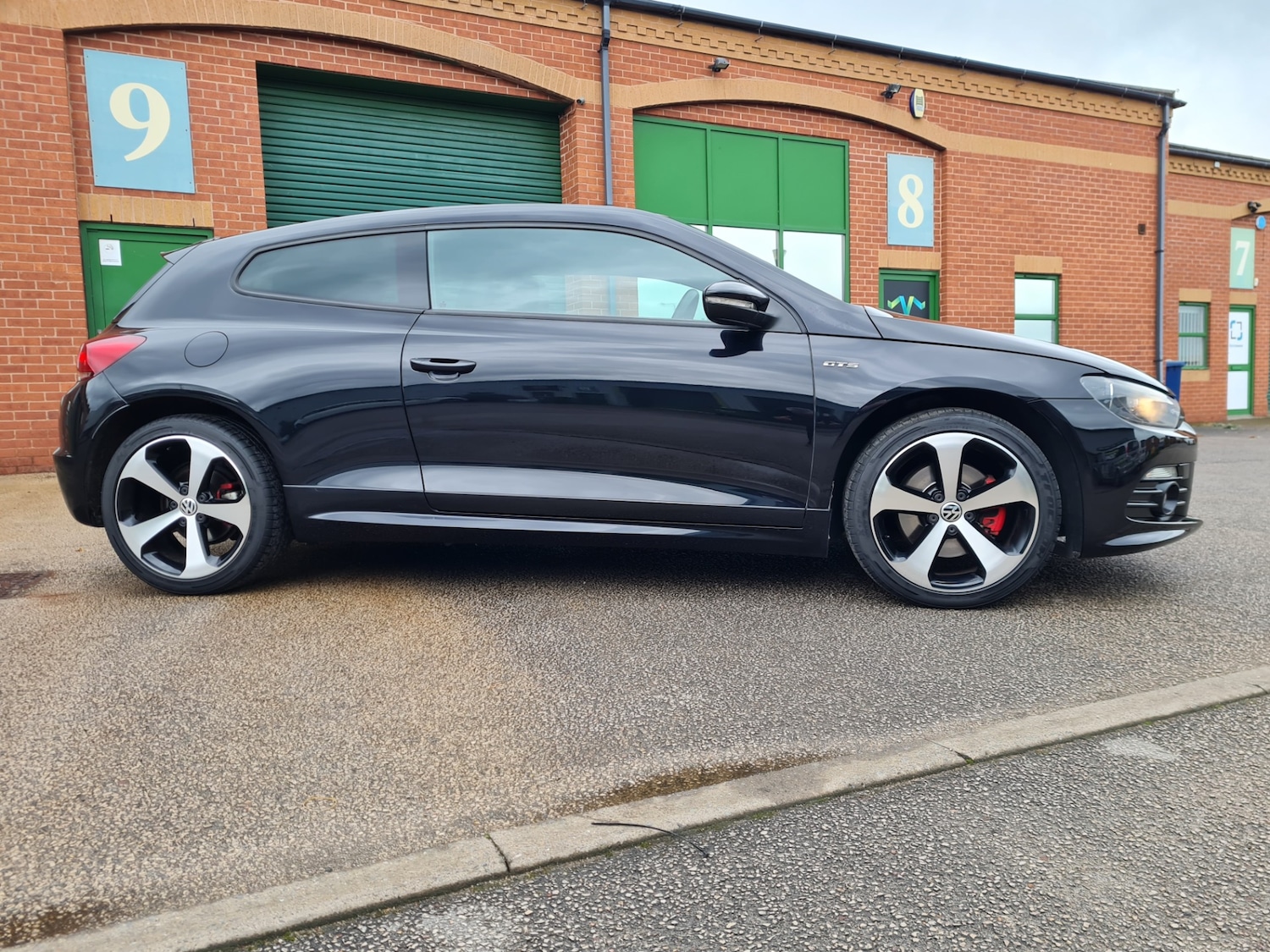 Used Volkswagen Scirocco 2013 for sale - 75996475: Photo 4