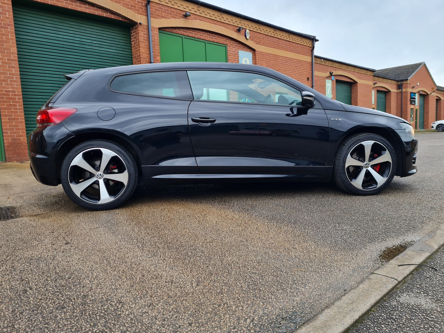 Used Volkswagen Scirocco 2013 for sale - 75996475: Photo 5