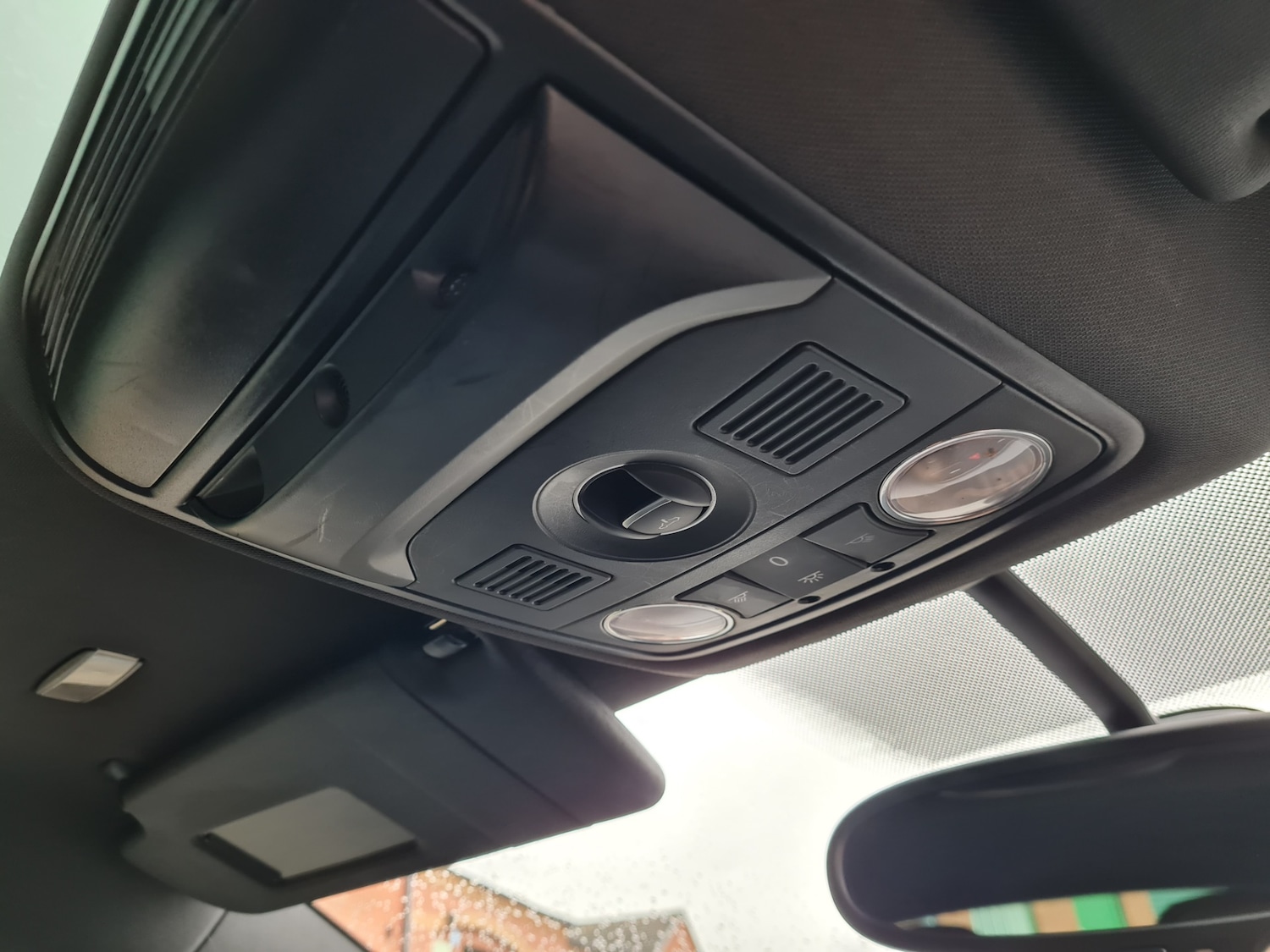 Used Volkswagen Scirocco 2013 for sale - 75996475: Photo 86