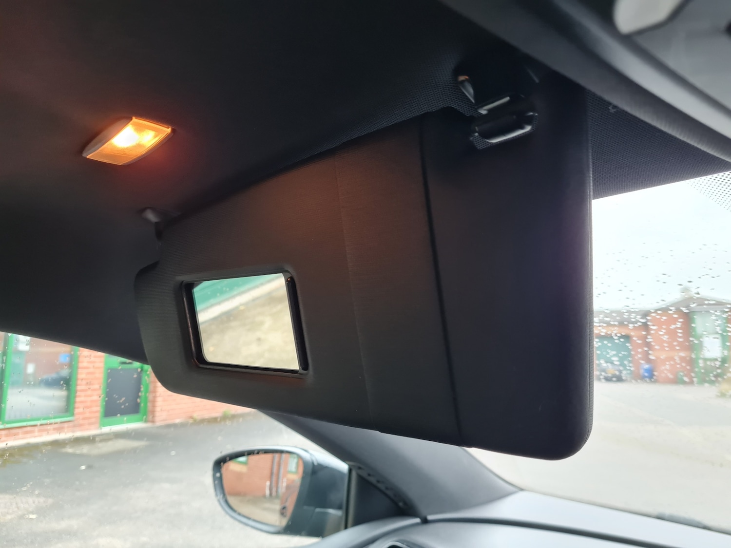 Used Volkswagen Scirocco 2013 for sale - 75996475: Photo 87