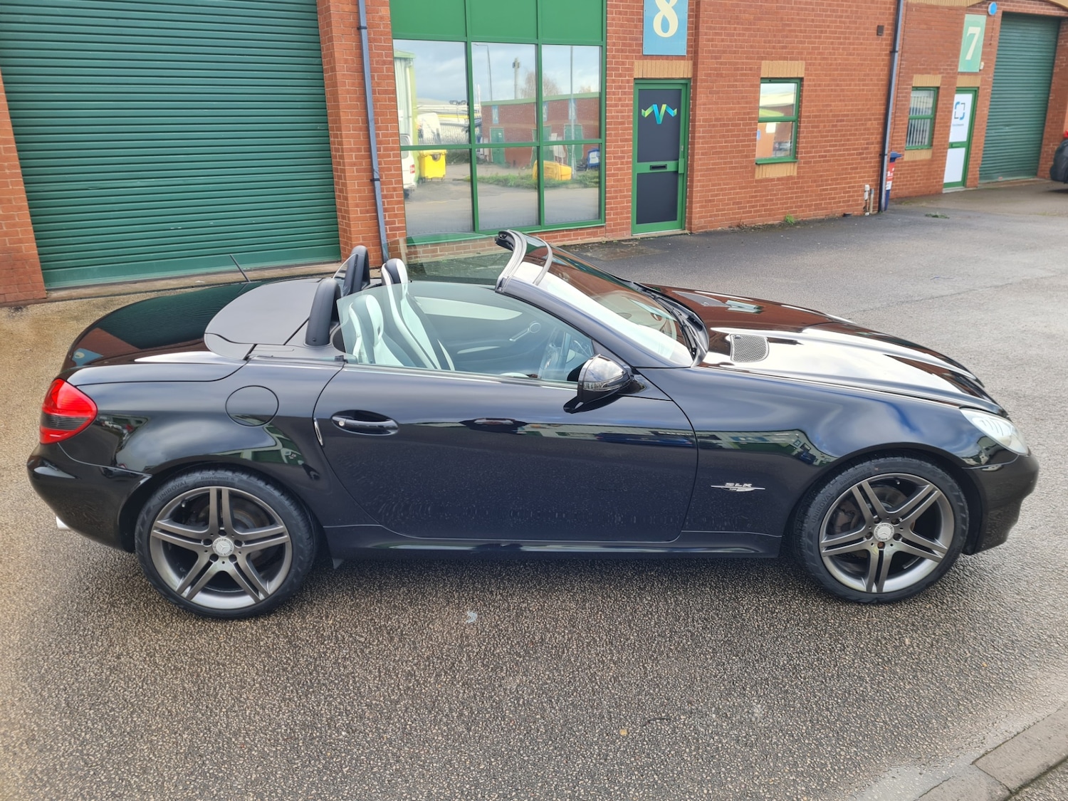 Used Mercedes-Benz SLK 2009 for sale - 76365002: Photo 22