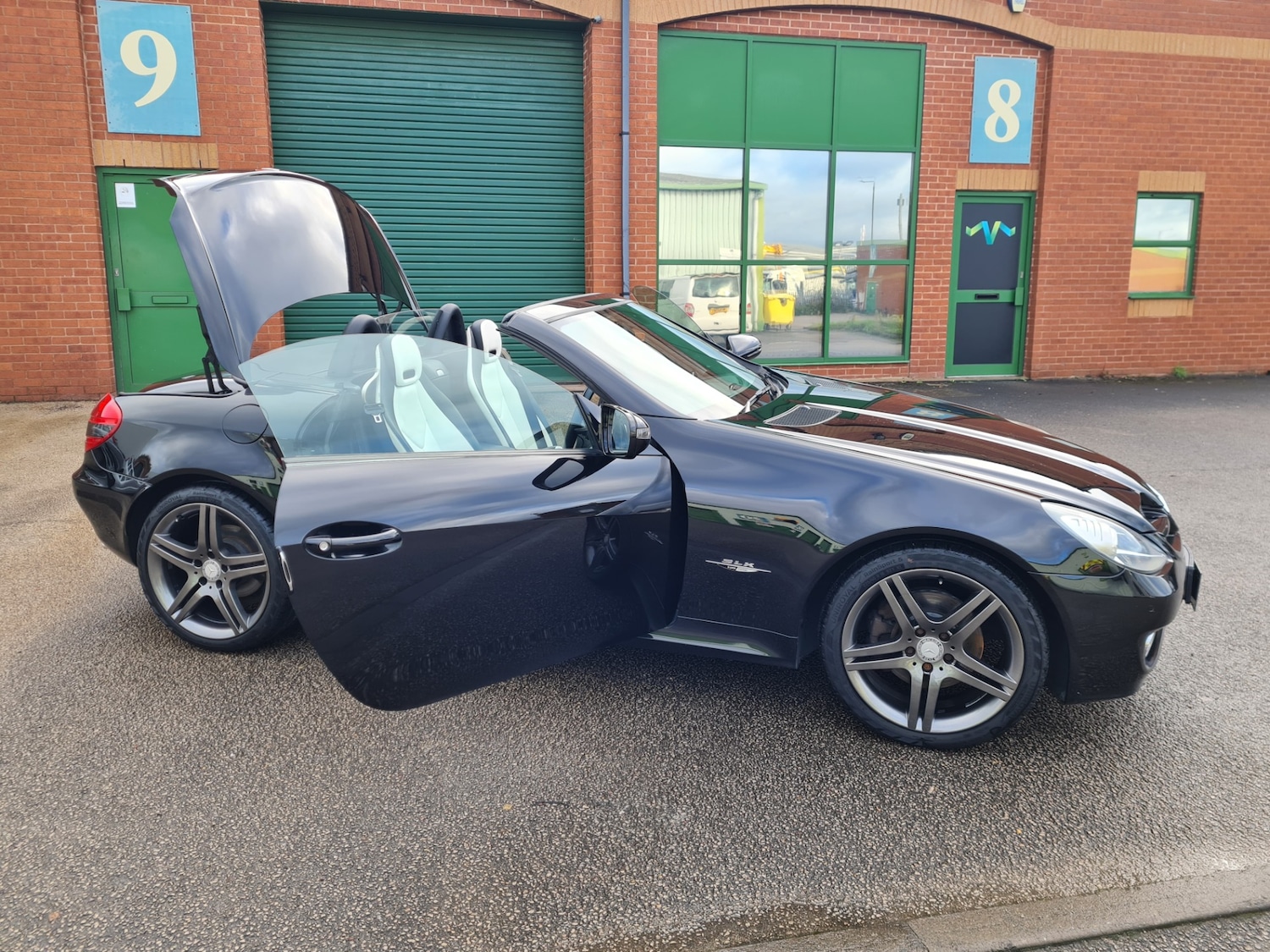 Used Mercedes-Benz SLK 2009 for sale - 76365002: Photo 28