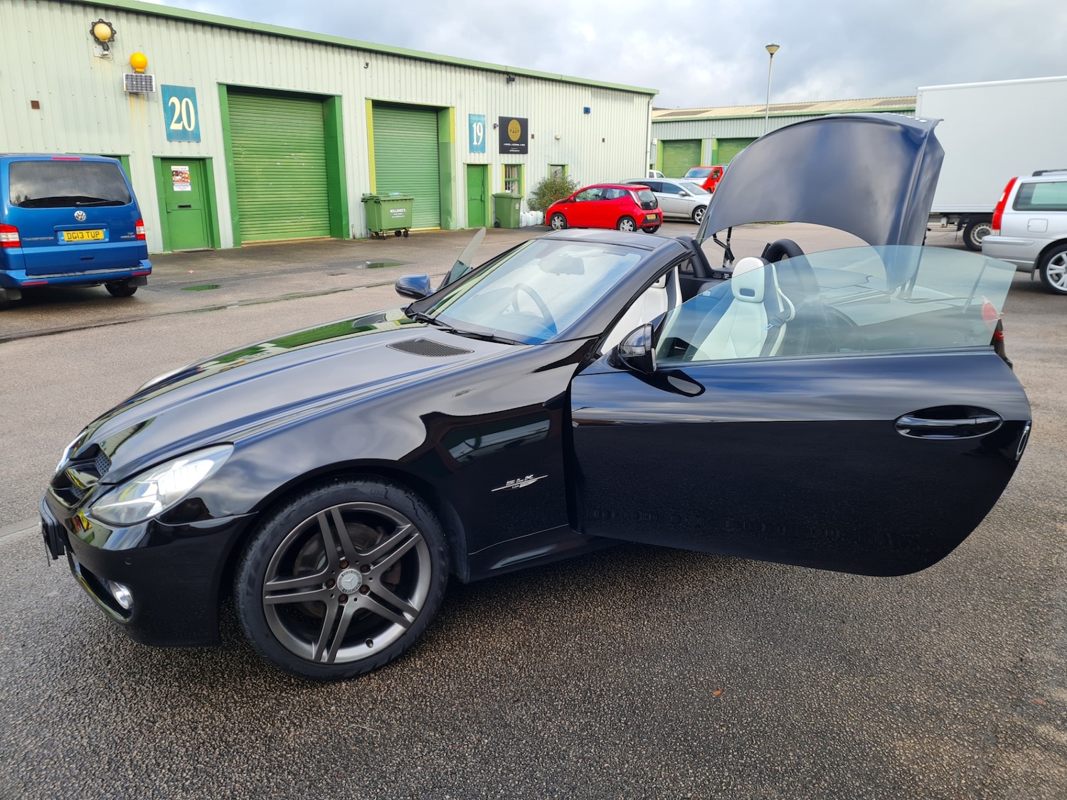 Used Mercedes-Benz SLK 2009 for sale - 76365002: Photo 36