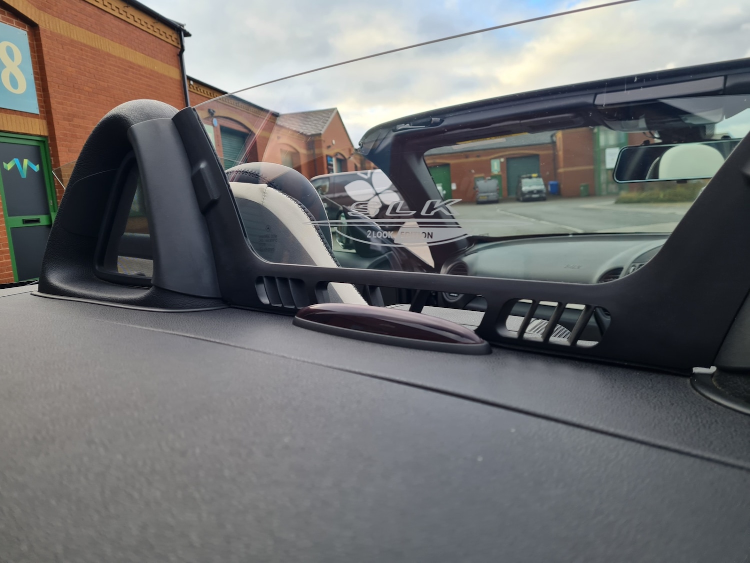 Used Mercedes-Benz SLK 2009 for sale - 76365002: Photo 45