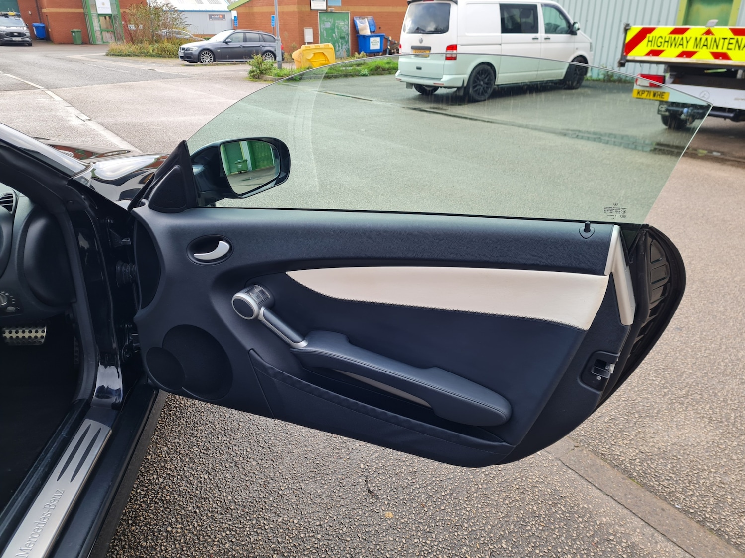 Used Mercedes-Benz SLK 2009 for sale - 76365002: Photo 61