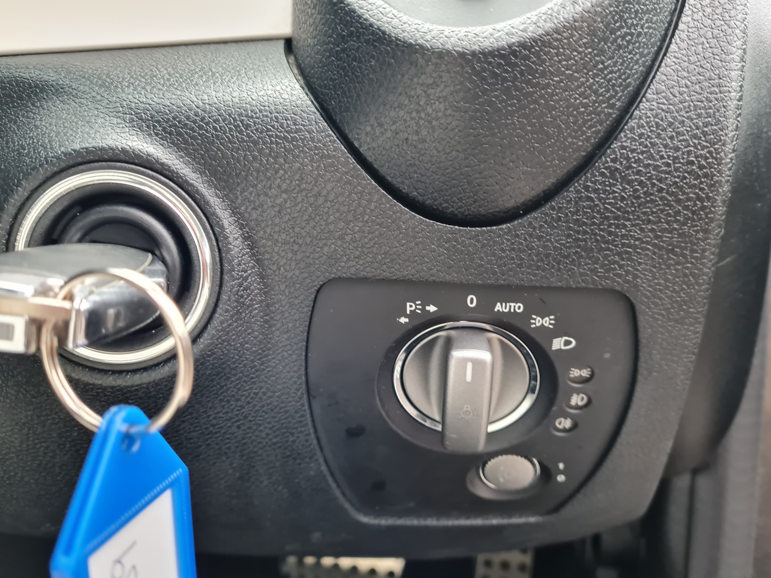 Used Mercedes-Benz SLK 2009 for sale - 76365002: Photo 66