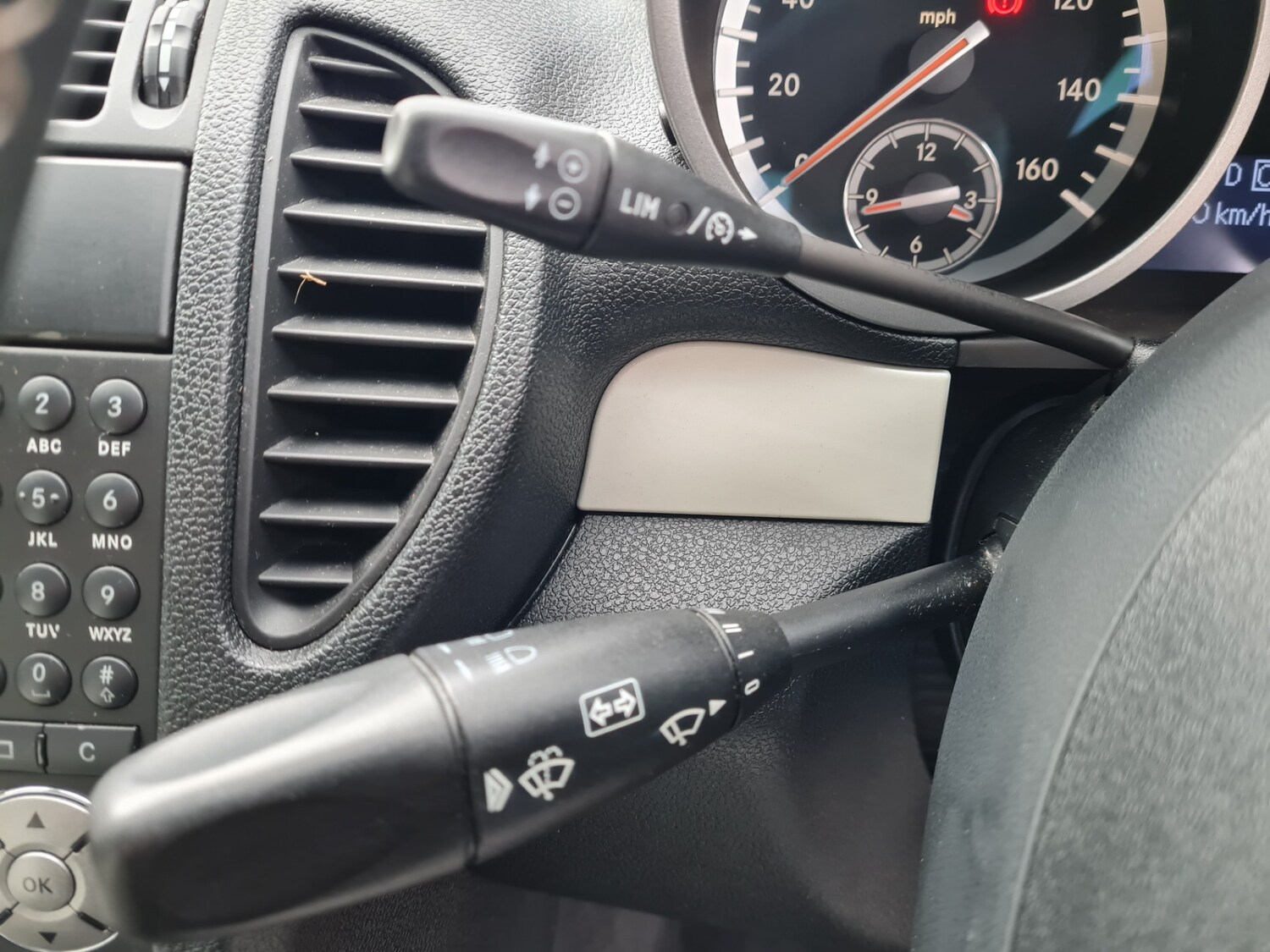 Used Mercedes-Benz SLK 2009 for sale - 76365002: Photo 69