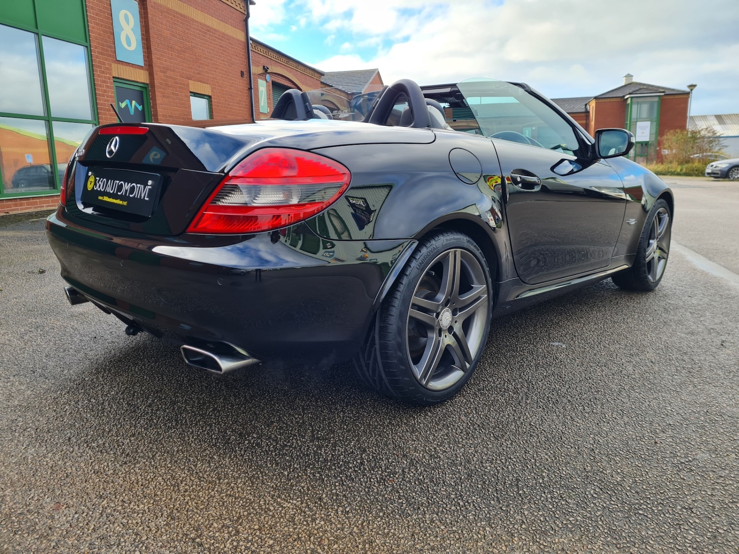 Used Mercedes-Benz SLK 2009 for sale - 76365002: Photo 8