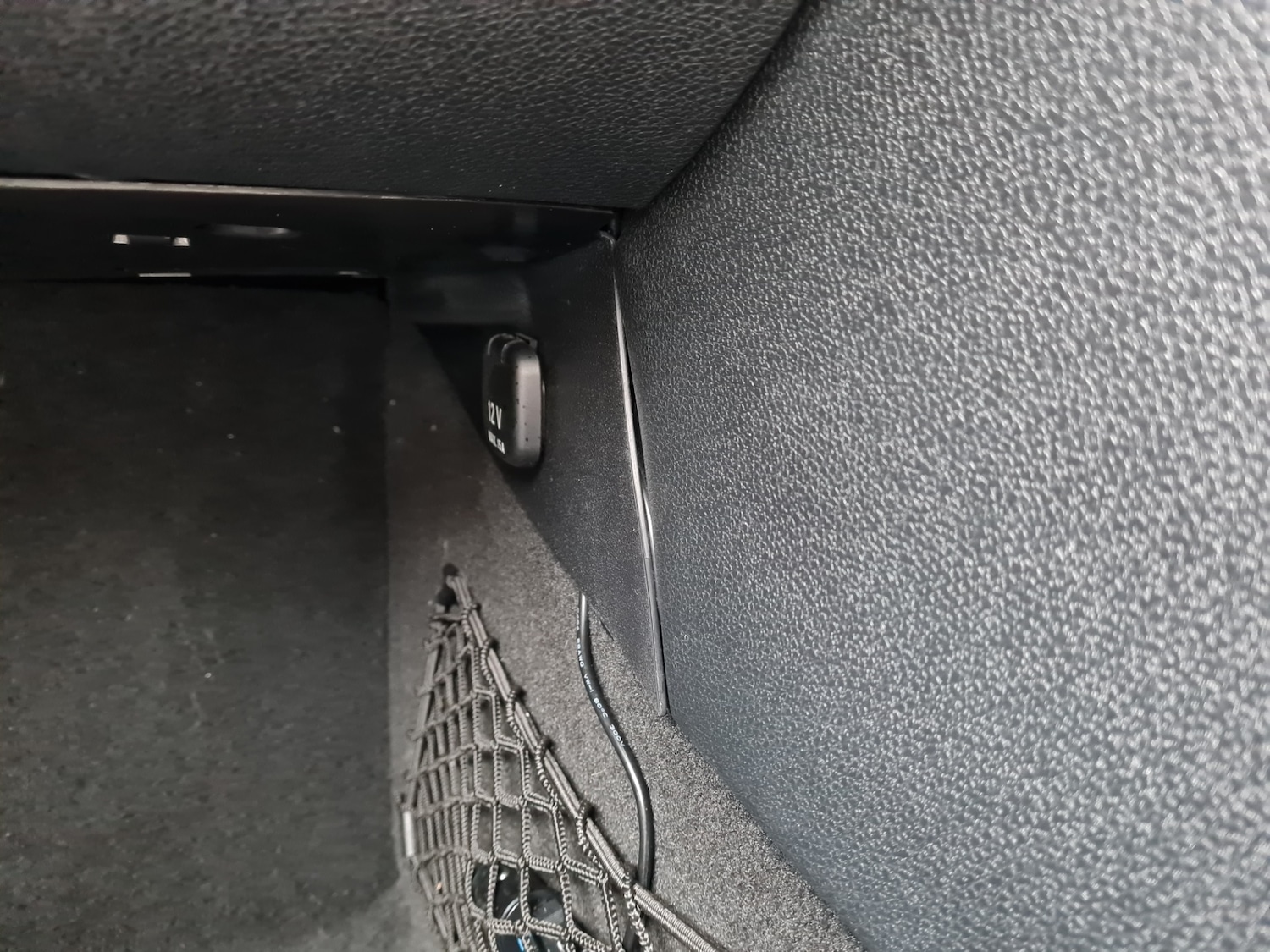 Used Mercedes-Benz SLK 2009 for sale - 76365002: Photo 81