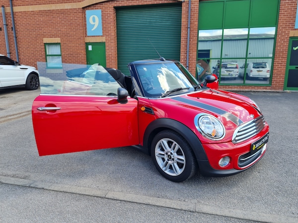 Used MINI Convertible 2012 for sale - 74705374: Photo 23