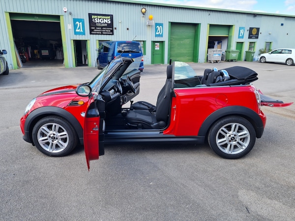 Used MINI Convertible 2012 for sale - 74705374: Photo 28