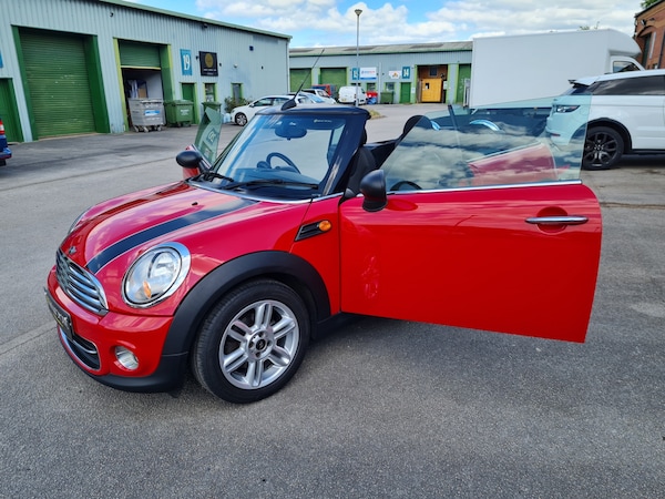 Used MINI Convertible 2012 for sale - 74705374: Photo 29