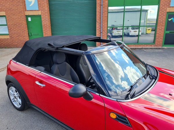 Used MINI Convertible 2012 for sale - 74705374: Photo 30