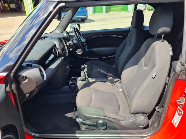 Used MINI Convertible 2012 for sale - 74705374: Photo 39