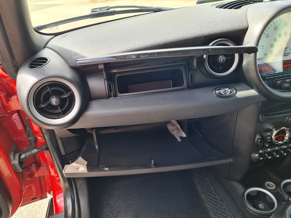 Used MINI Convertible 2012 for sale - 74705374: Photo 43