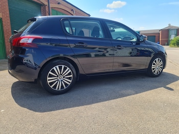 Used Peugeot 308 2016 for sale - 78769628: Photo
