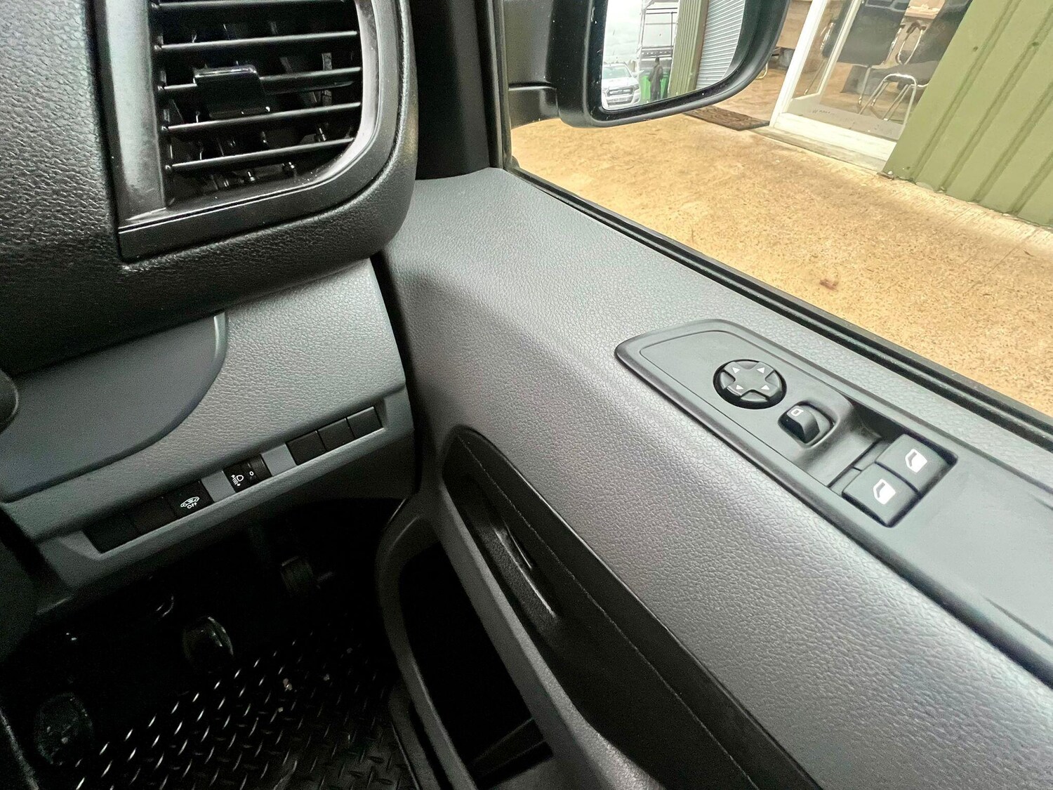 Used Citroen Dispatch 2019 for sale - 76174609: Photo 22