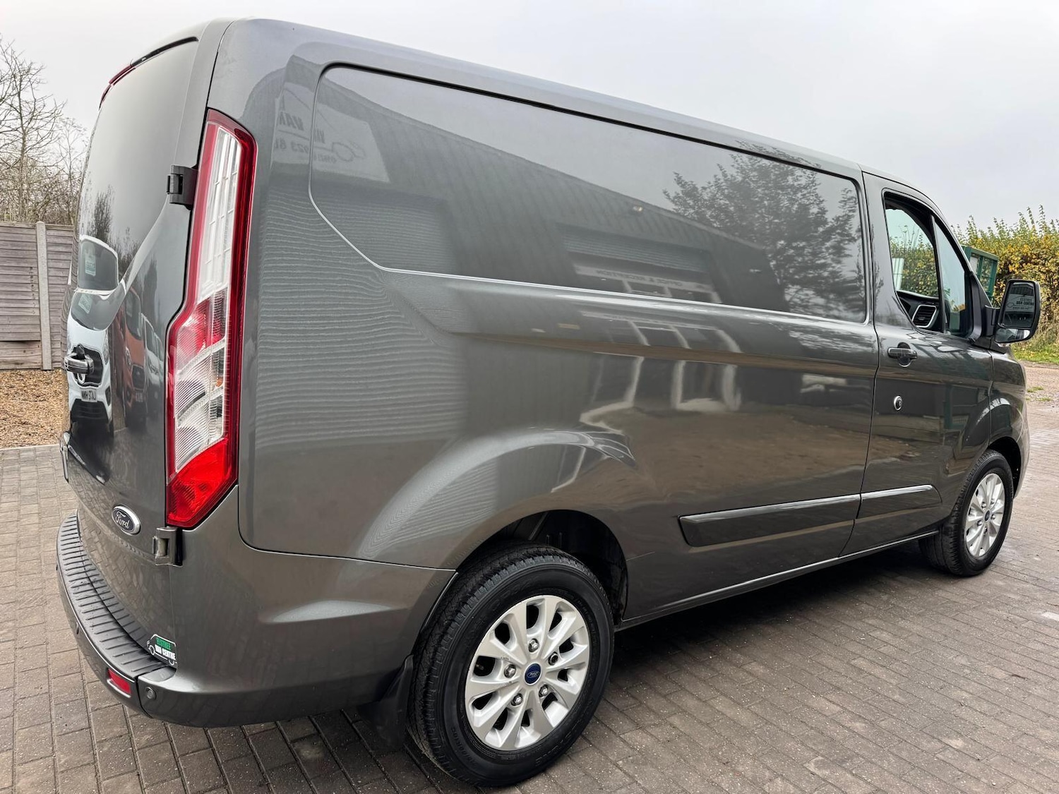 Used Ford Transit Custom for sale - 76522145: Photo 28