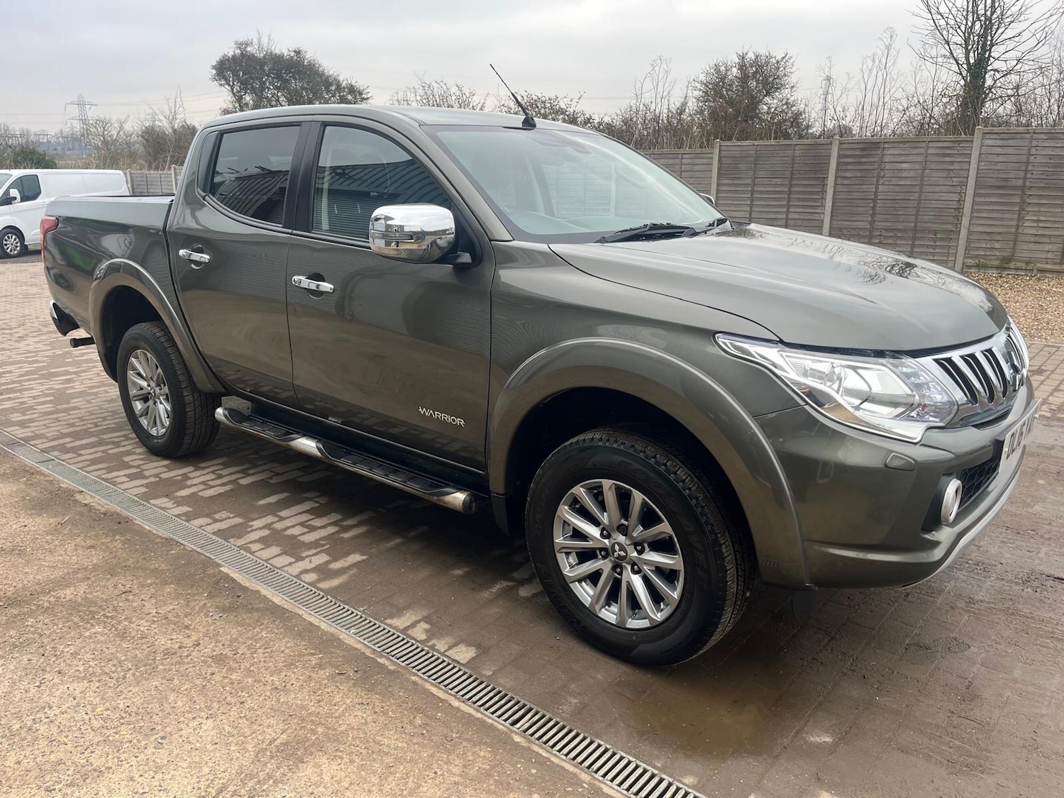 Used Mitsubishi L200 2016 for sale - 78020100: Photo 10