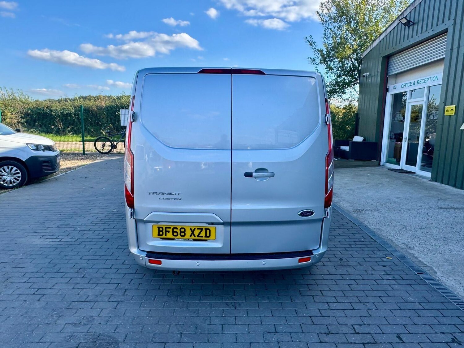 Used Ford Transit Custom 2018 for sale - 76136209: Photo 11