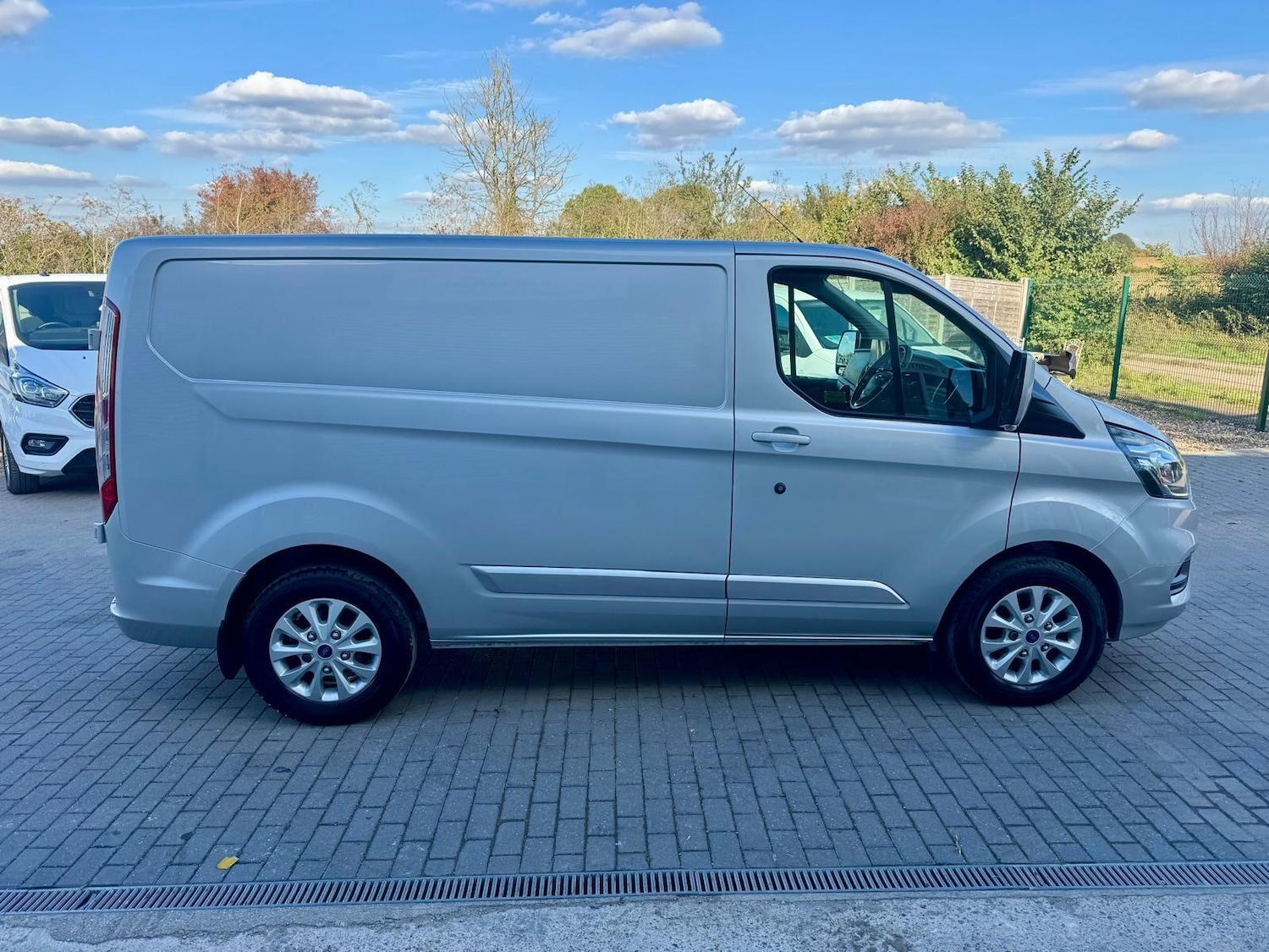 Used Ford Transit Custom 2018 for sale - 76136209: Photo 16