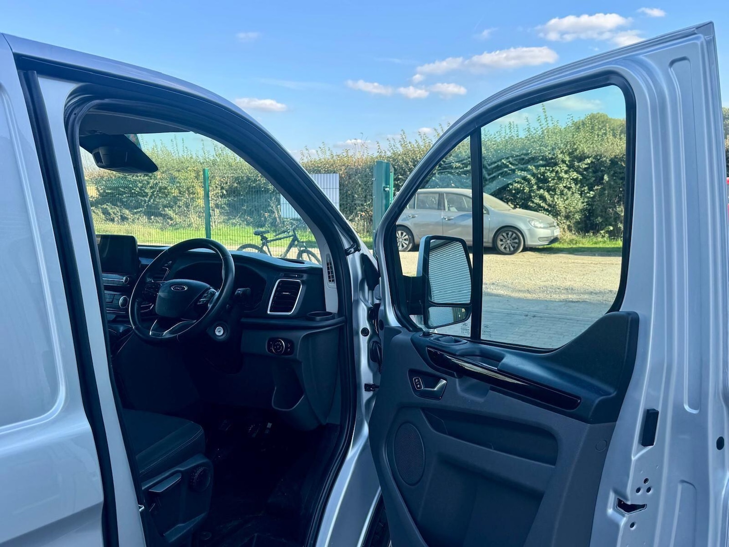 Used Ford Transit Custom 2018 for sale - 76136209: Photo 19