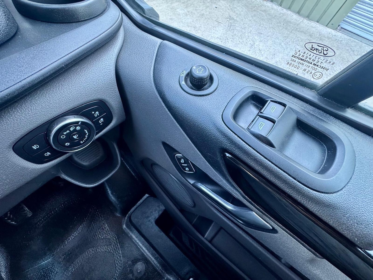 Used Ford Transit Custom 2018 for sale - 76136209: Photo 25