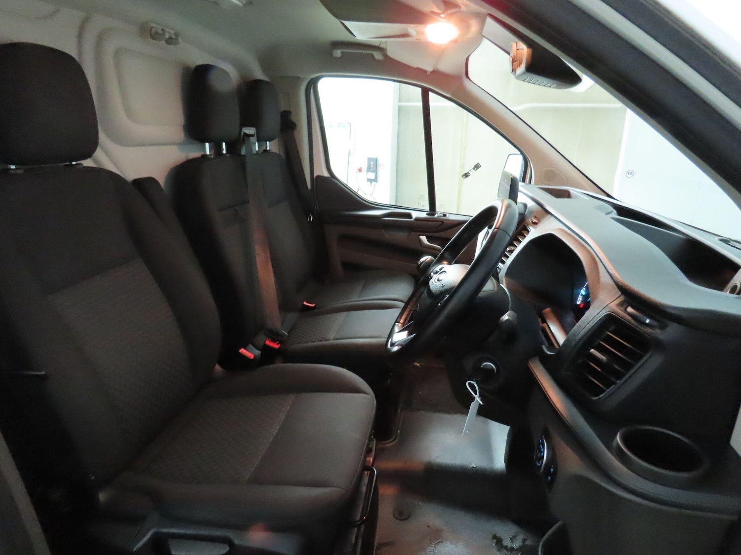 Used Ford Transit Custom 2022 for sale - 77550027: Photo 10
