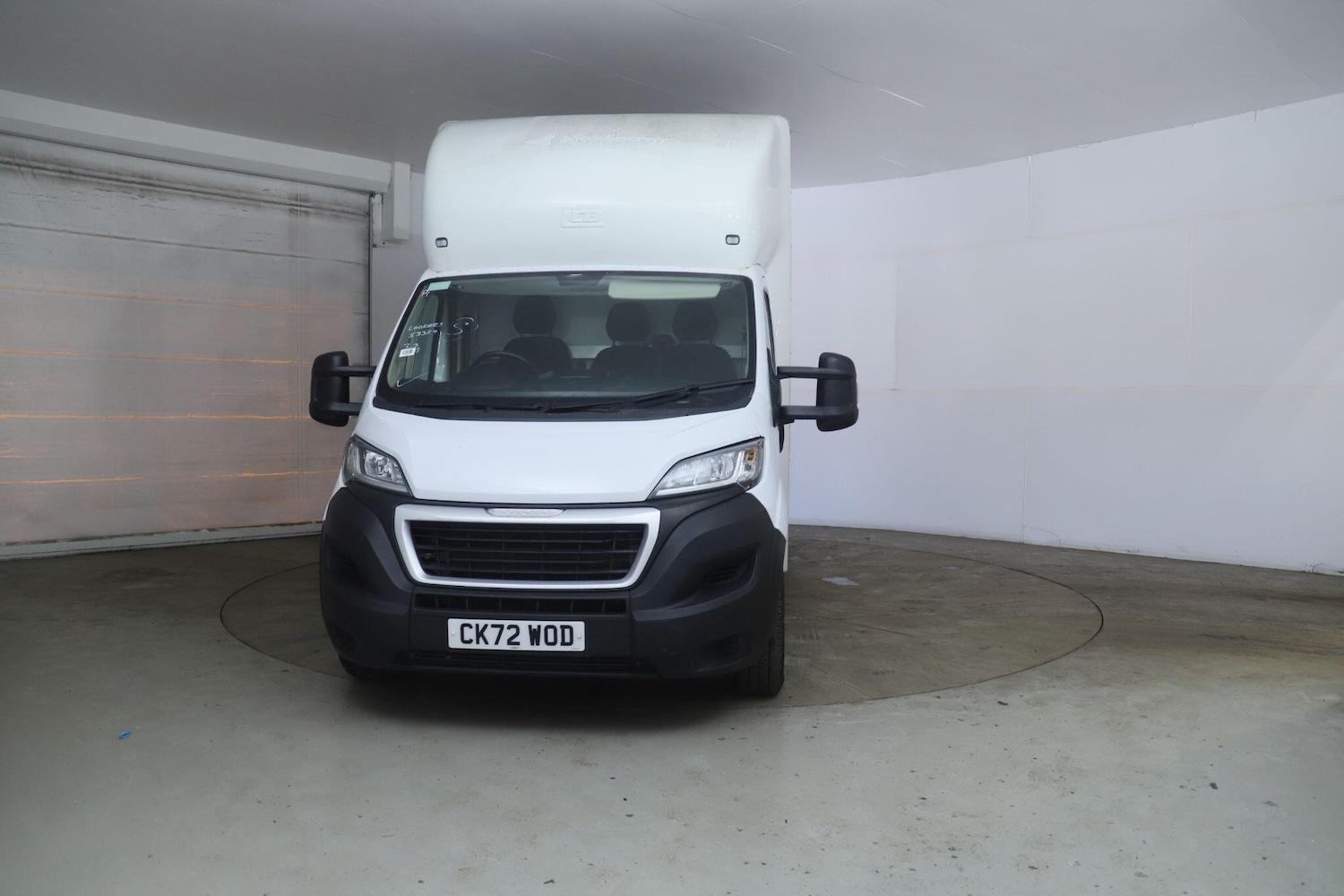 Used Peugeot Boxer for sale - 77824119: Photo 2
