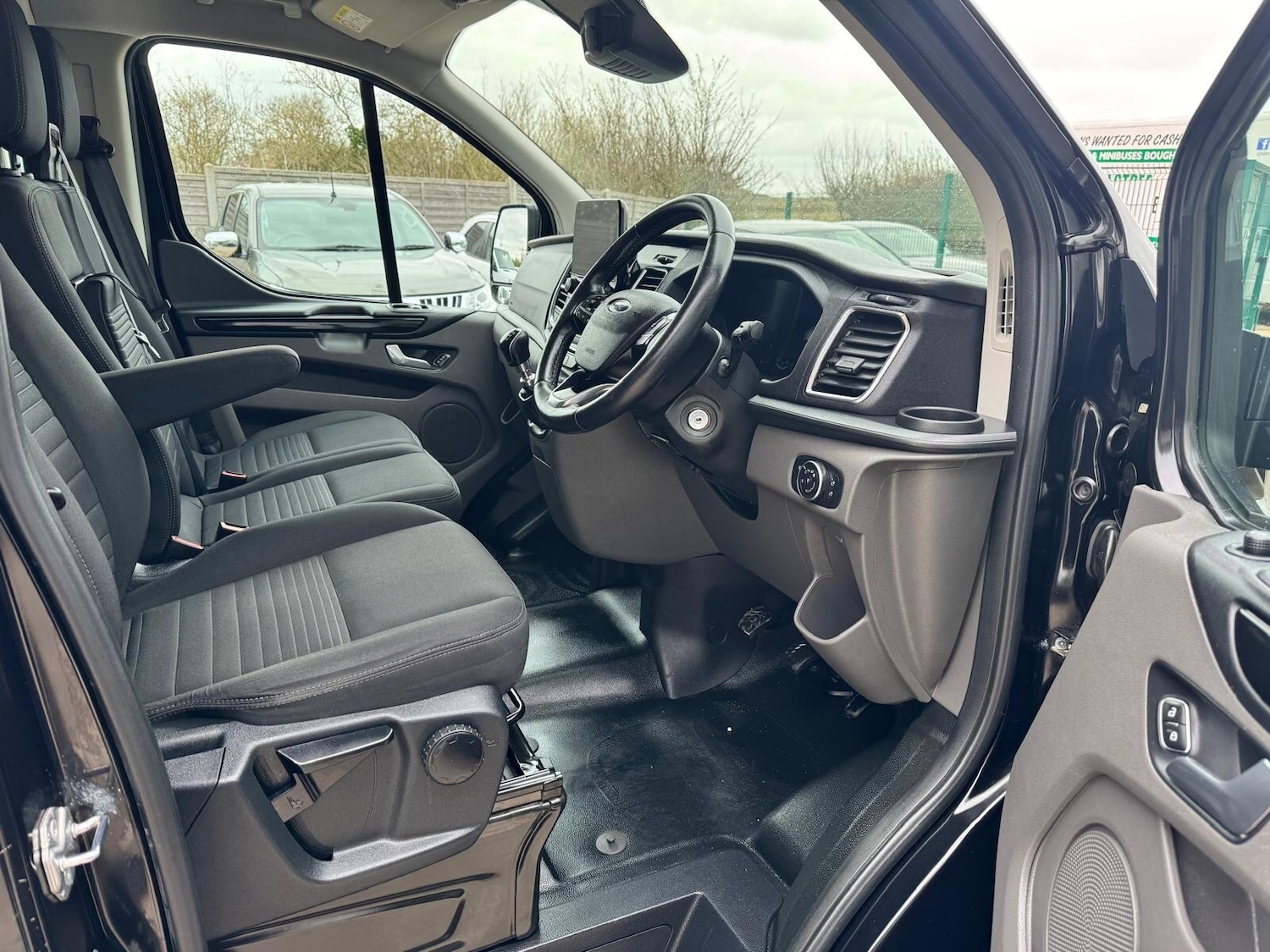 Used Ford Transit Custom 2019 for sale - 78047368: Photo 17