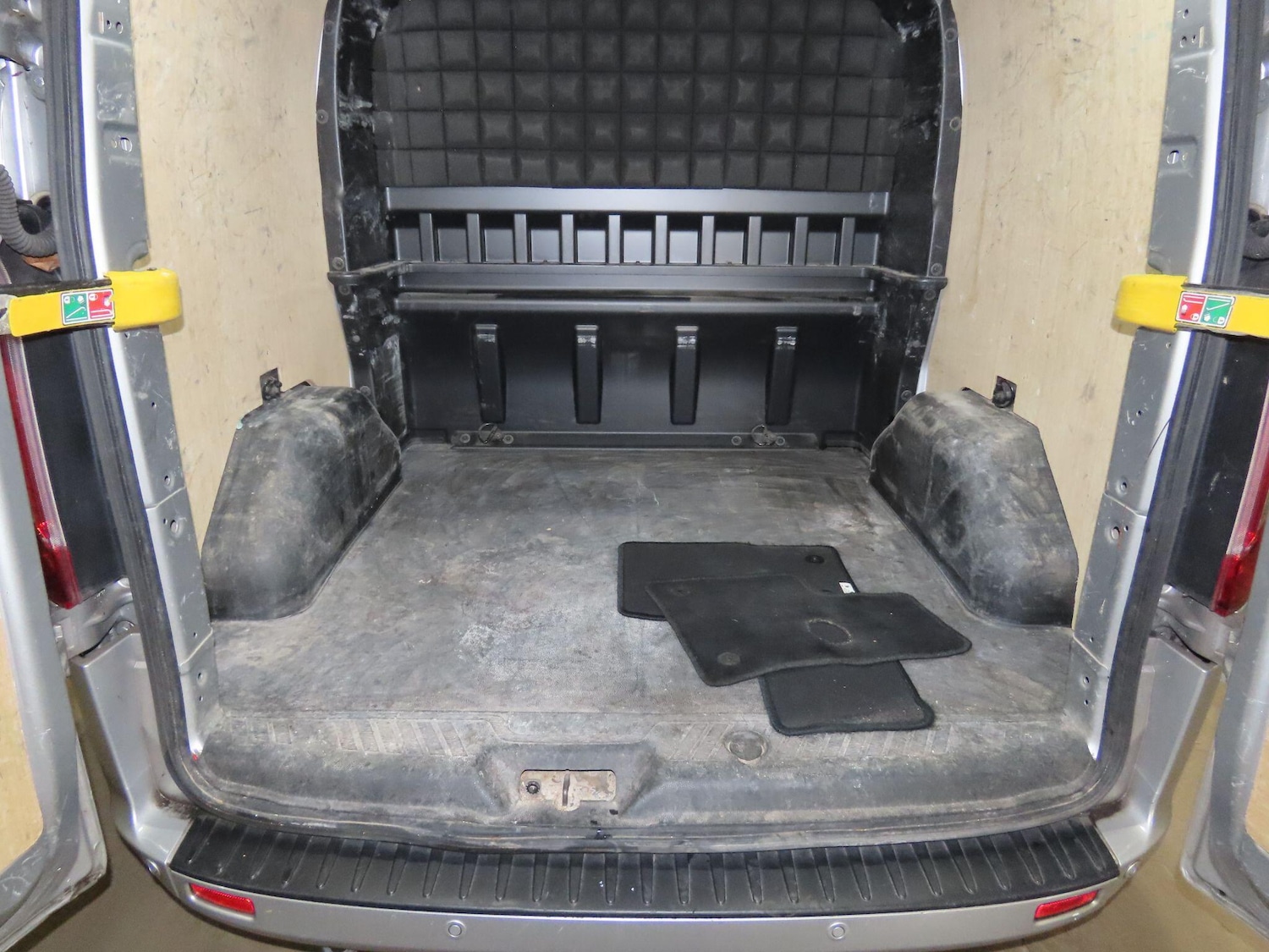 Used Ford Transit Custom 2023 for sale - 78086690: Photo 17