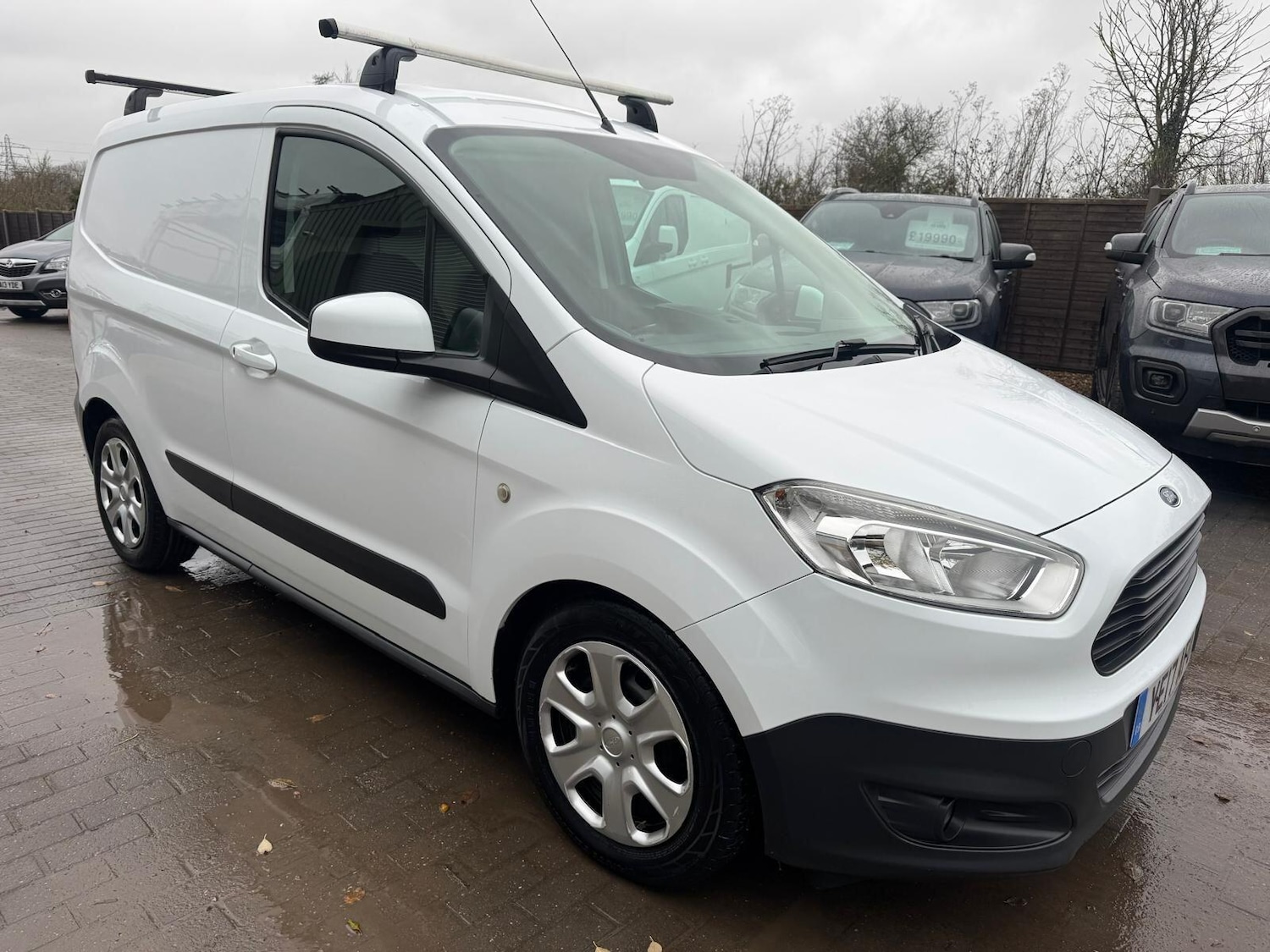 Used Ford Transit Courier 2017 for sale - 76839299: Photo 14