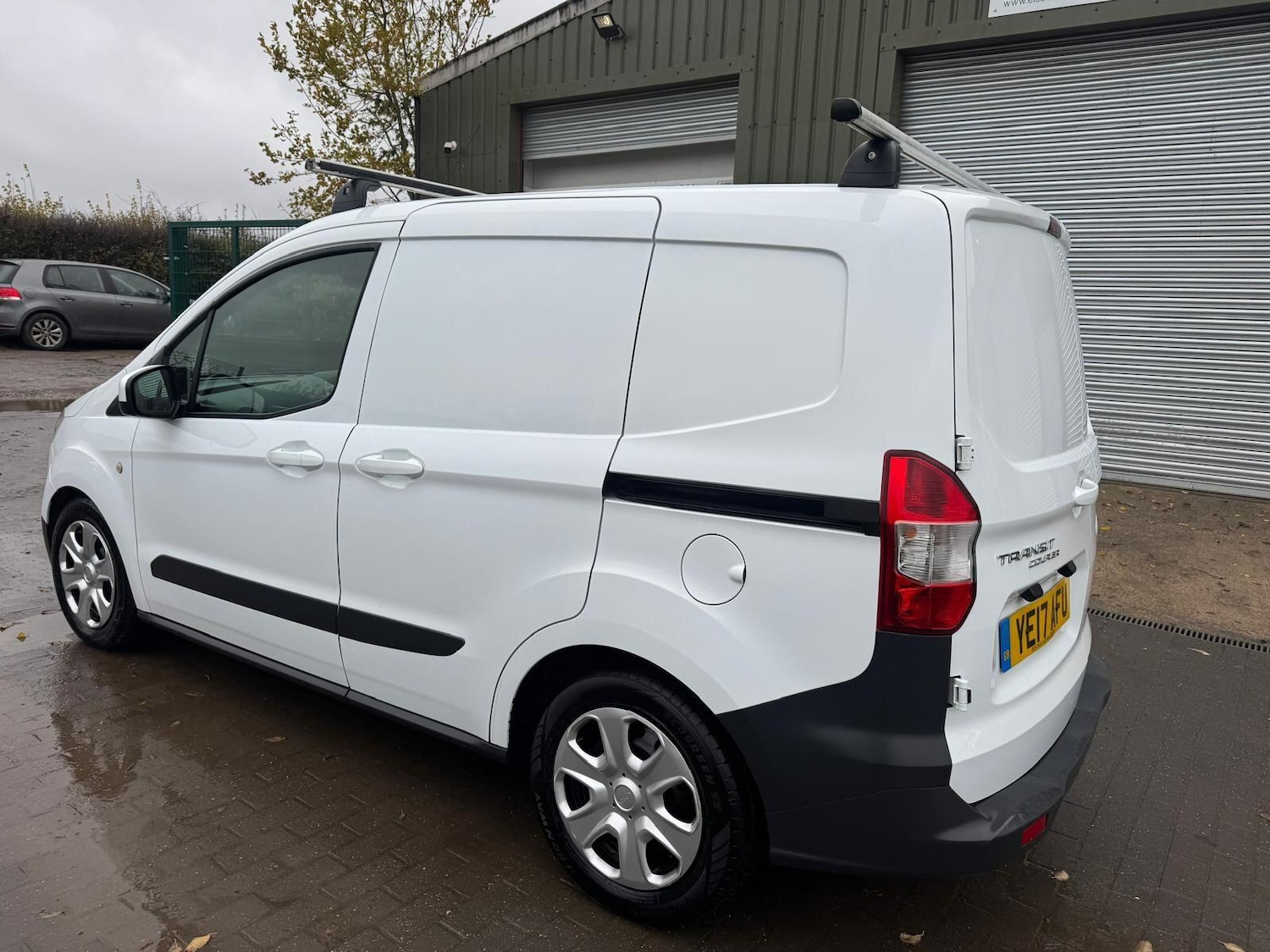 Used Ford Transit Courier 2017 for sale - 76839299: Photo 6