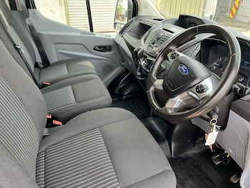 Used Ford Transit 2019 for sale - 78772680: Photo