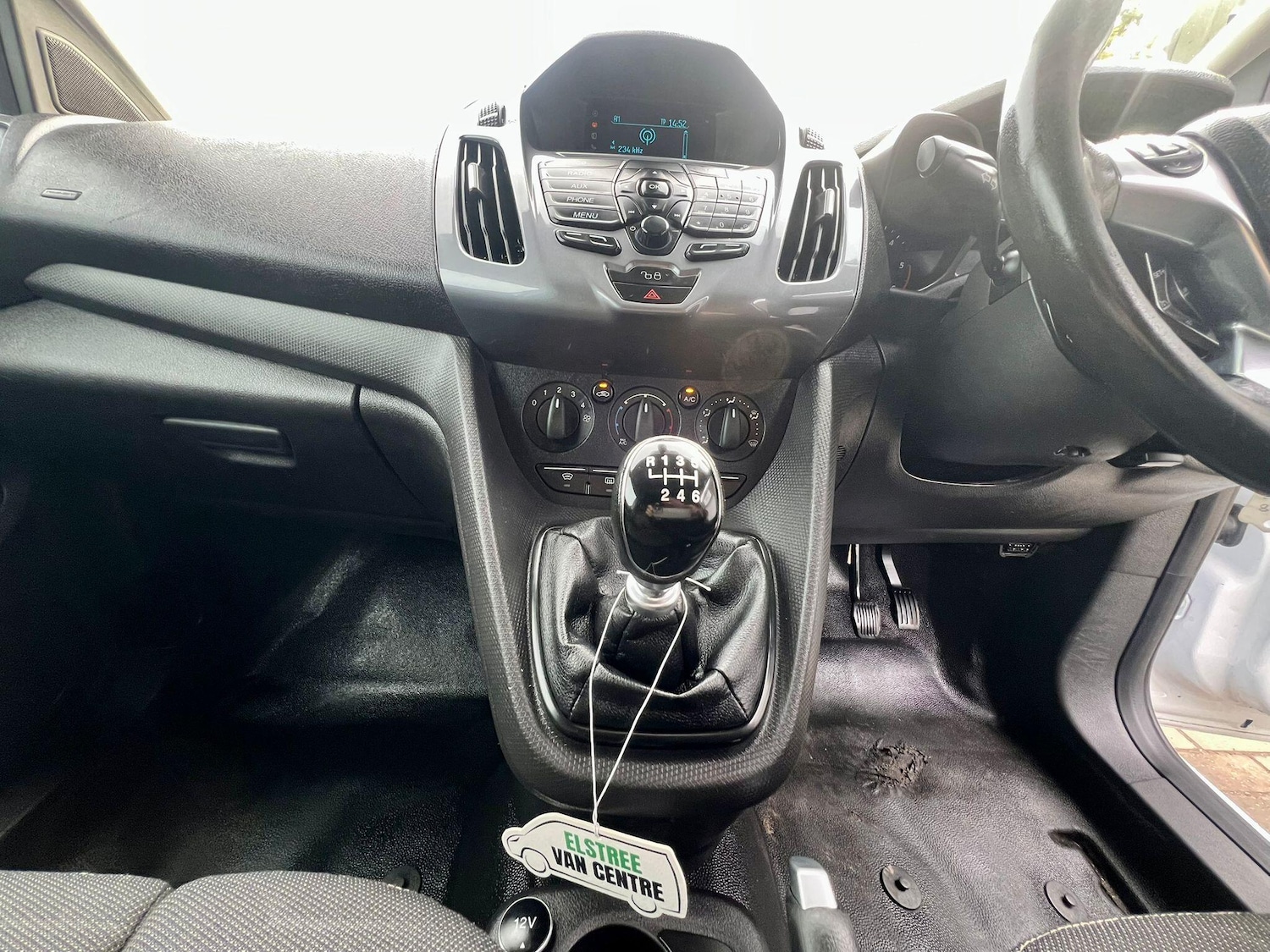 Used Ford Transit Connect 2018 for sale - 76423452: Photo 20