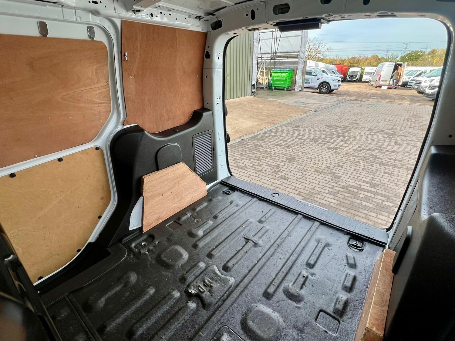 Used Ford Transit Connect 2018 for sale - 76423452: Photo 4