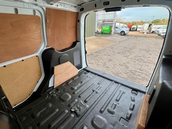 Used Ford Transit Connect 2018 for sale - 76423452: Photo