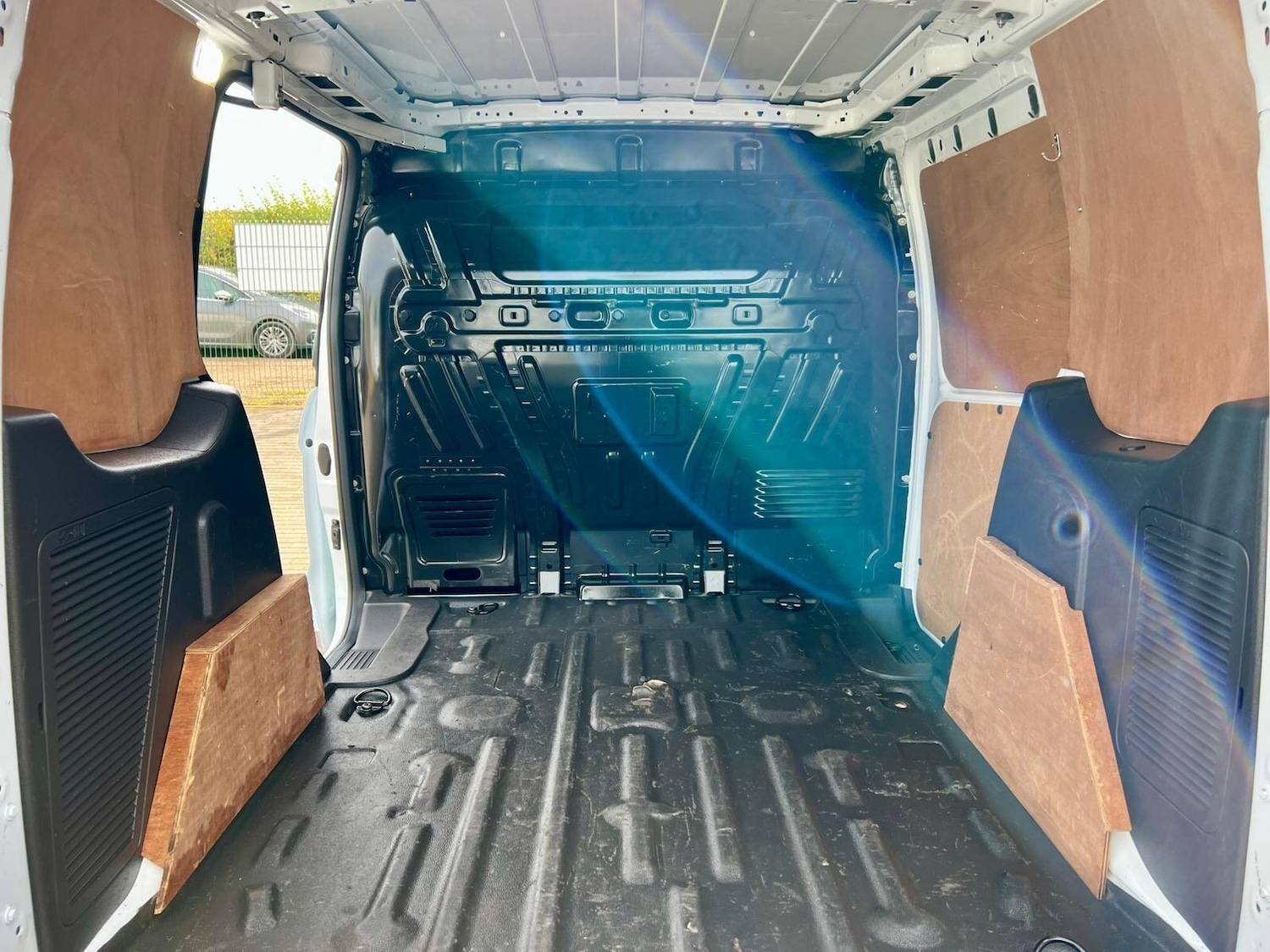 Used Ford Transit Connect 2018 for sale - 76423452: Photo 7