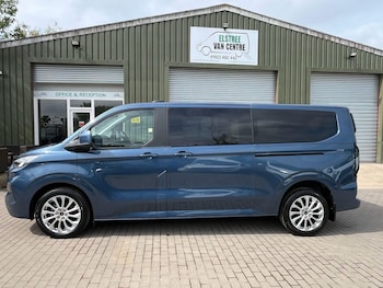 Used Ford Tourneo Custom 2024 for sale - 78662594: Photo