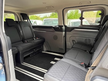 Used Ford Tourneo Custom 2024 for sale - 78662594: Photo