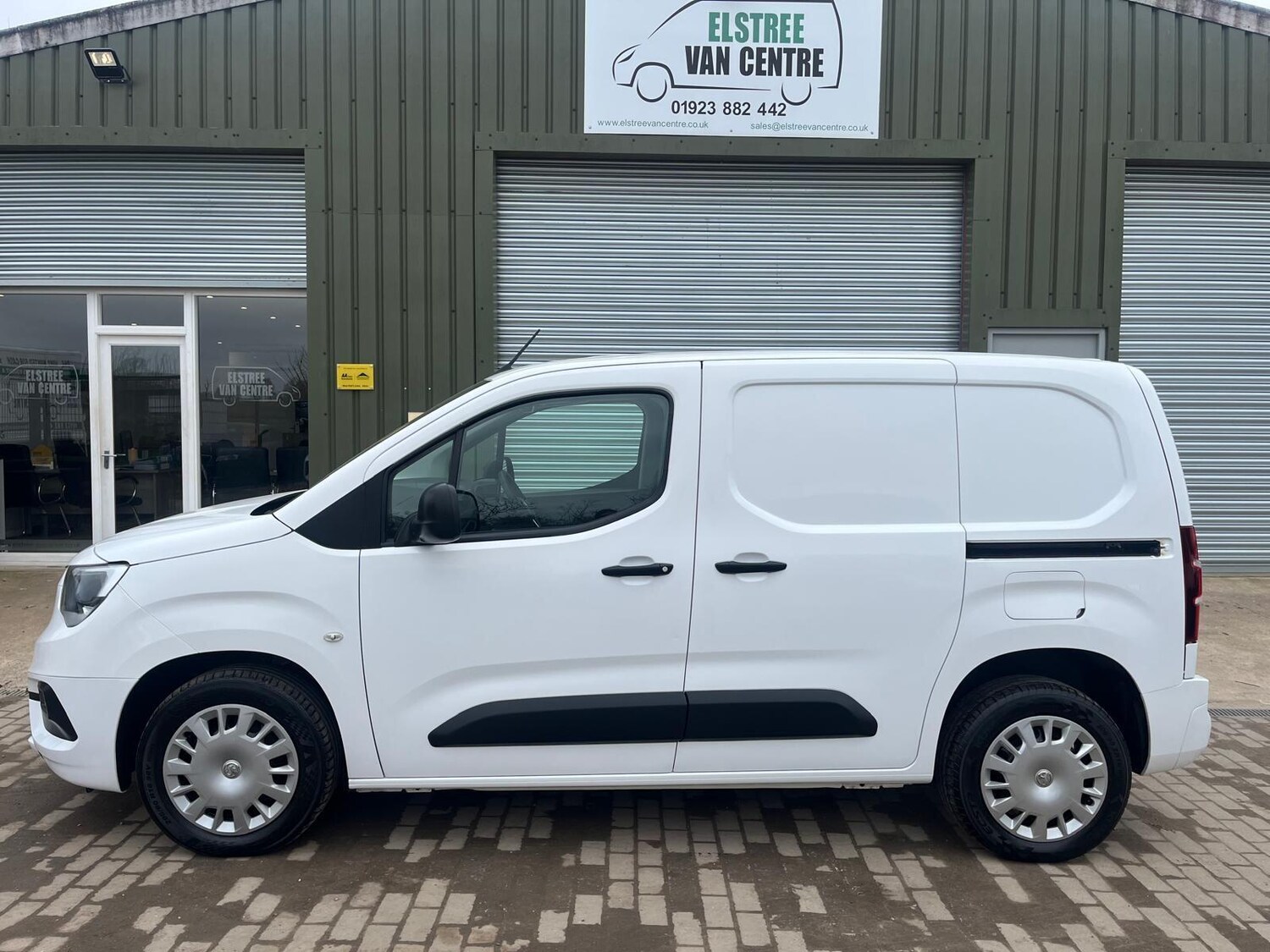 Used Vauxhall Combo 2020 for sale - 77852795: Photo 3