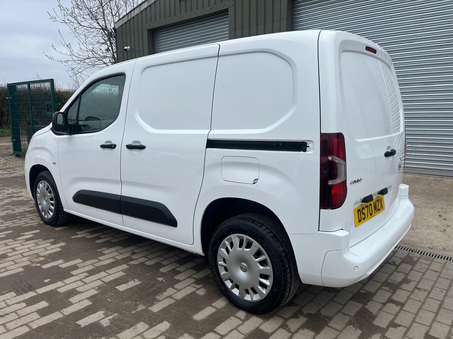Used Vauxhall Combo 2020 for sale - 77852795: Photo 4