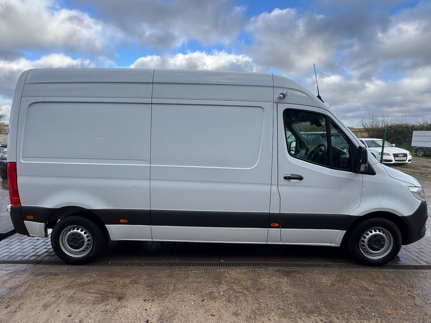 Used Mercedes-Benz Sprinter 2020 for sale - 76913060: Photo 12
