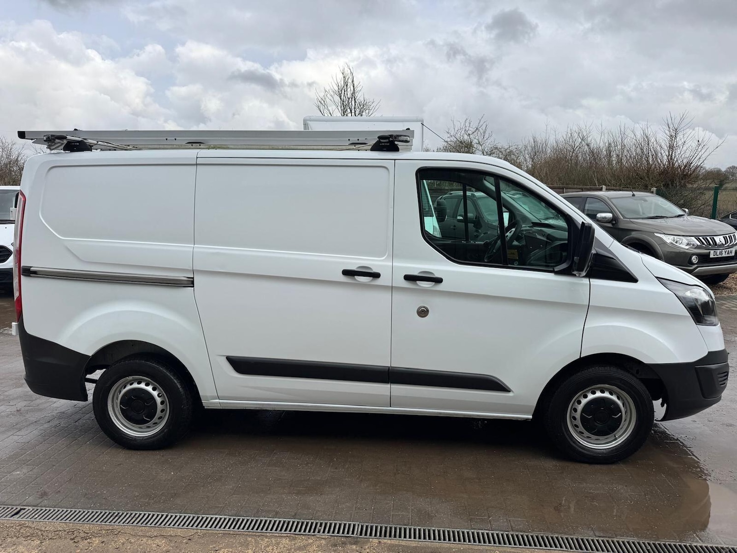 Used Ford Transit Custom 2017 for sale - 77305112: Photo 12