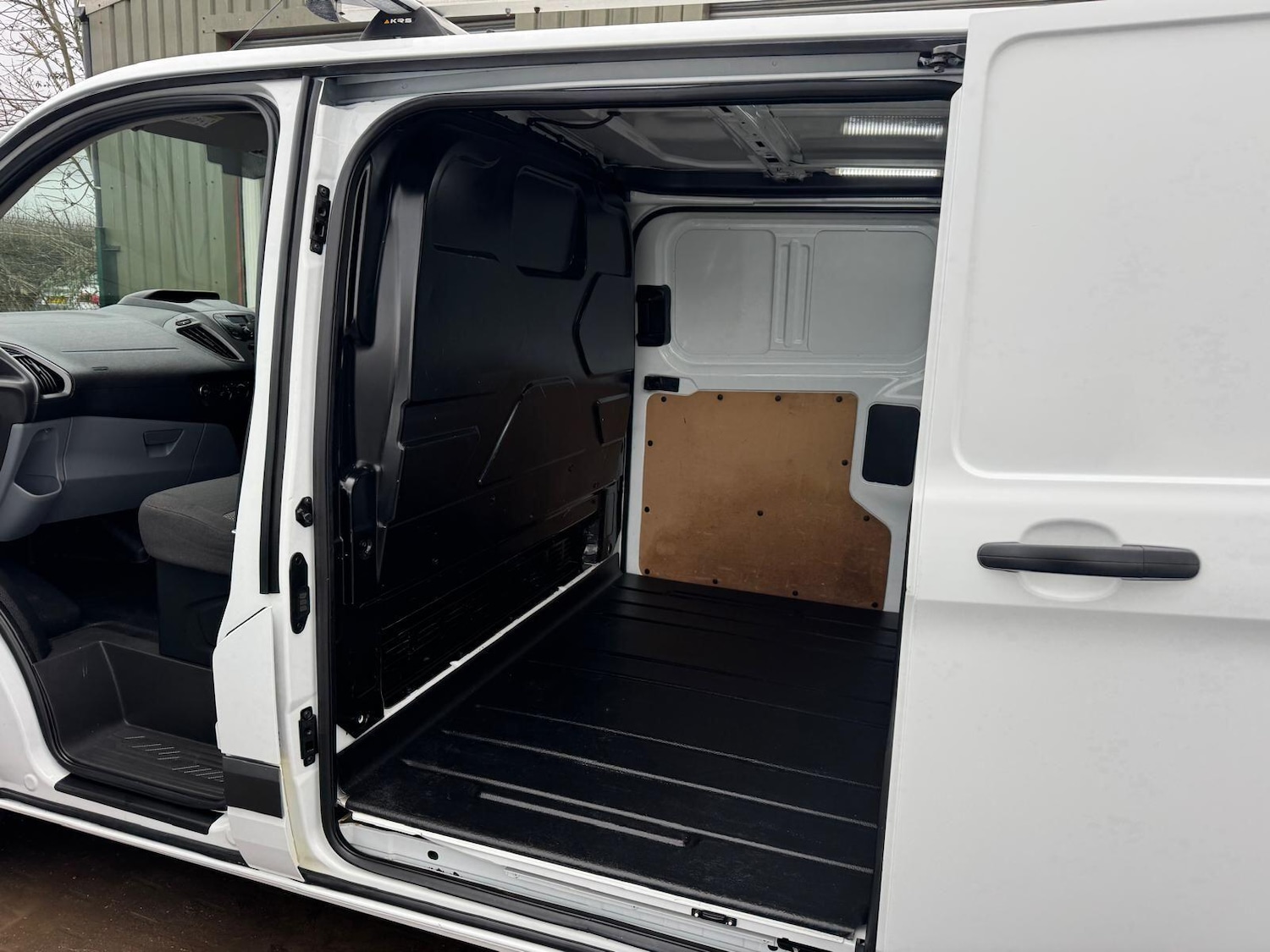 Used Ford Transit Custom 2017 for sale - 77305112: Photo 19