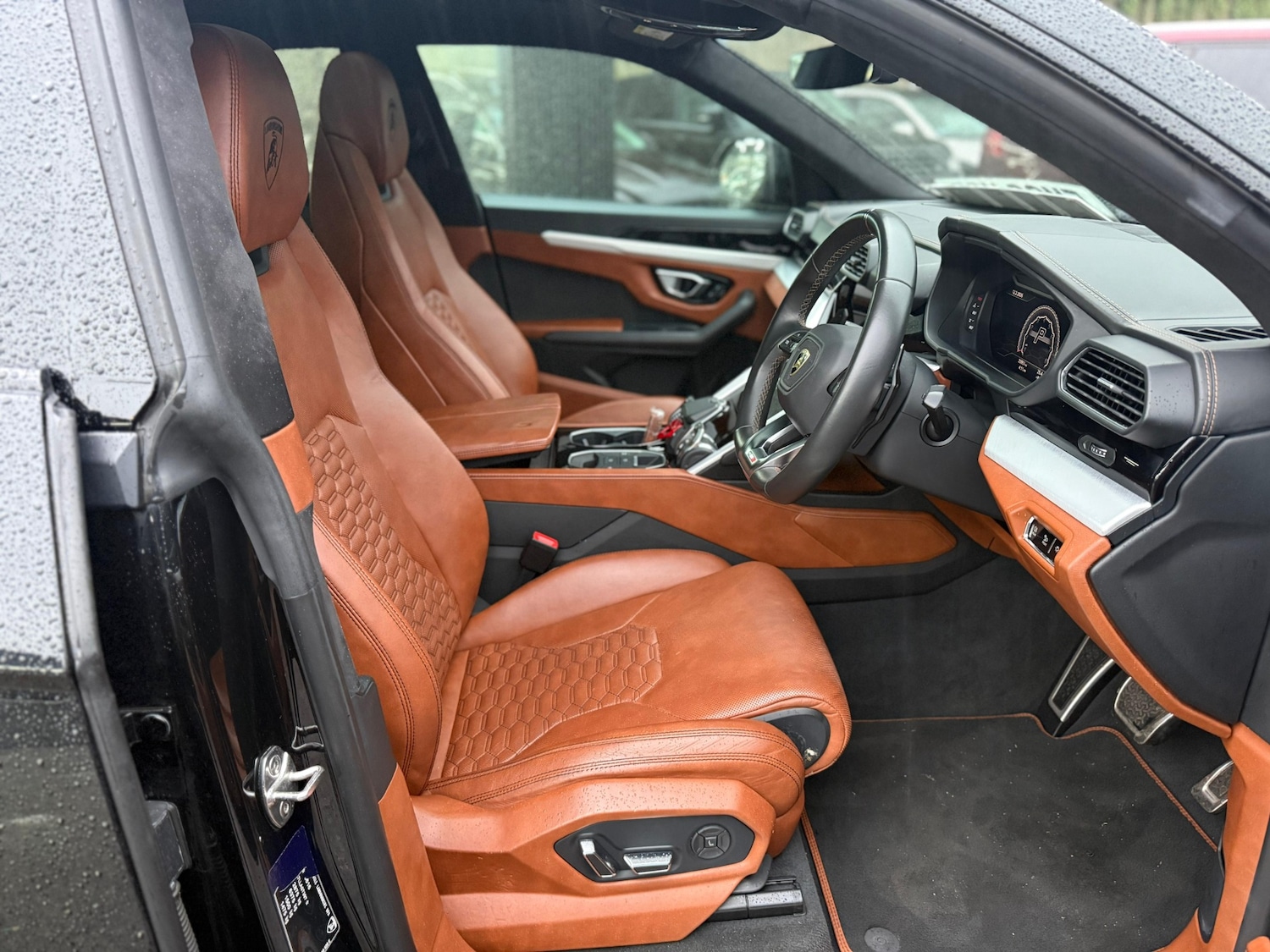 Used Lamborghini Urus 2020 for sale - 77541340: Photo 4